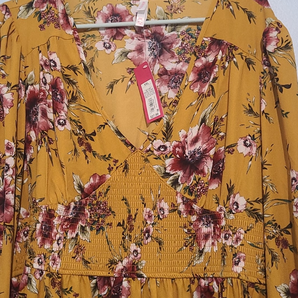 Dress - Picture 2 of 4